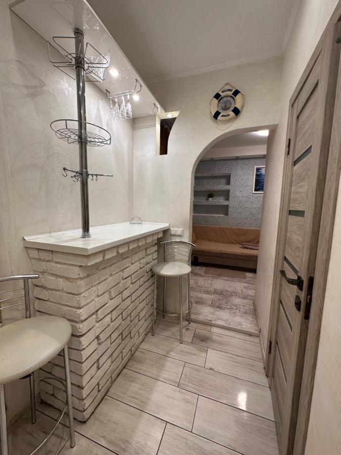 New Central 2Room Apartment Lviv Extérieur photo